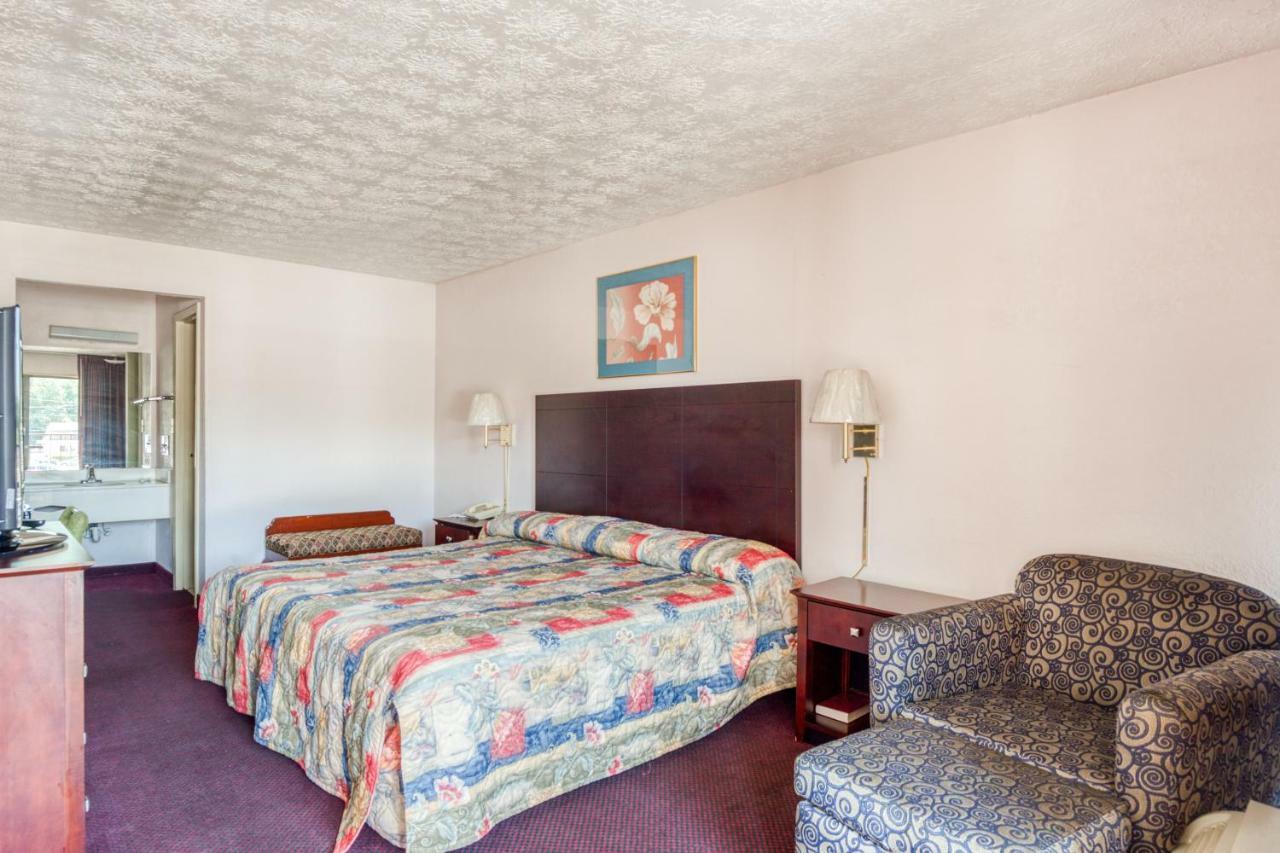 Oyo Hotel Decatur I-20 East & Wesley Club Dr Dış mekan fotoğraf